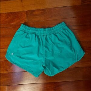 Lululemon 4” Hotty Hot Shorts